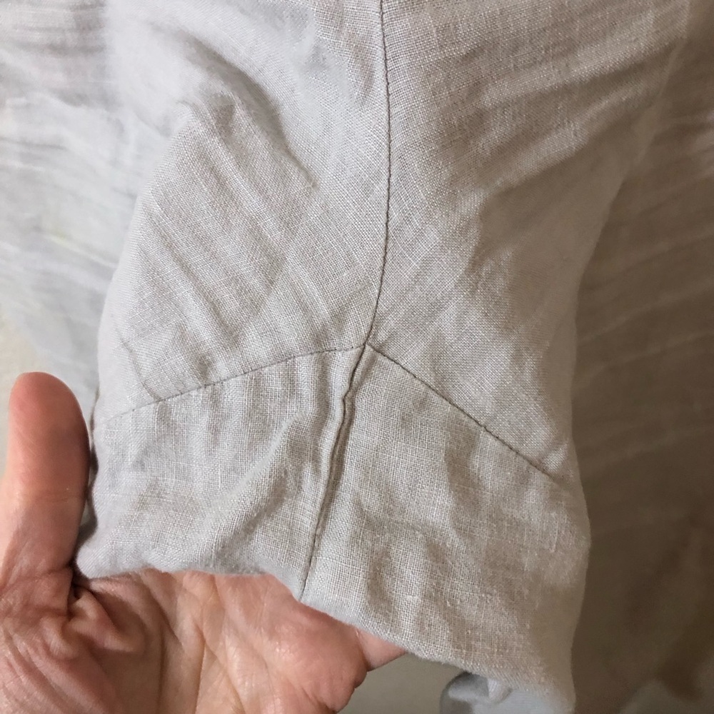 Eileen Fisher Organic Linen Pants in Light Gray - Size Medium - Picture 5 of 7